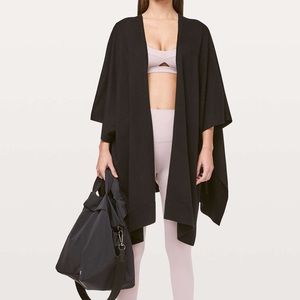 NWT Lululemon Free To Coast Wrap